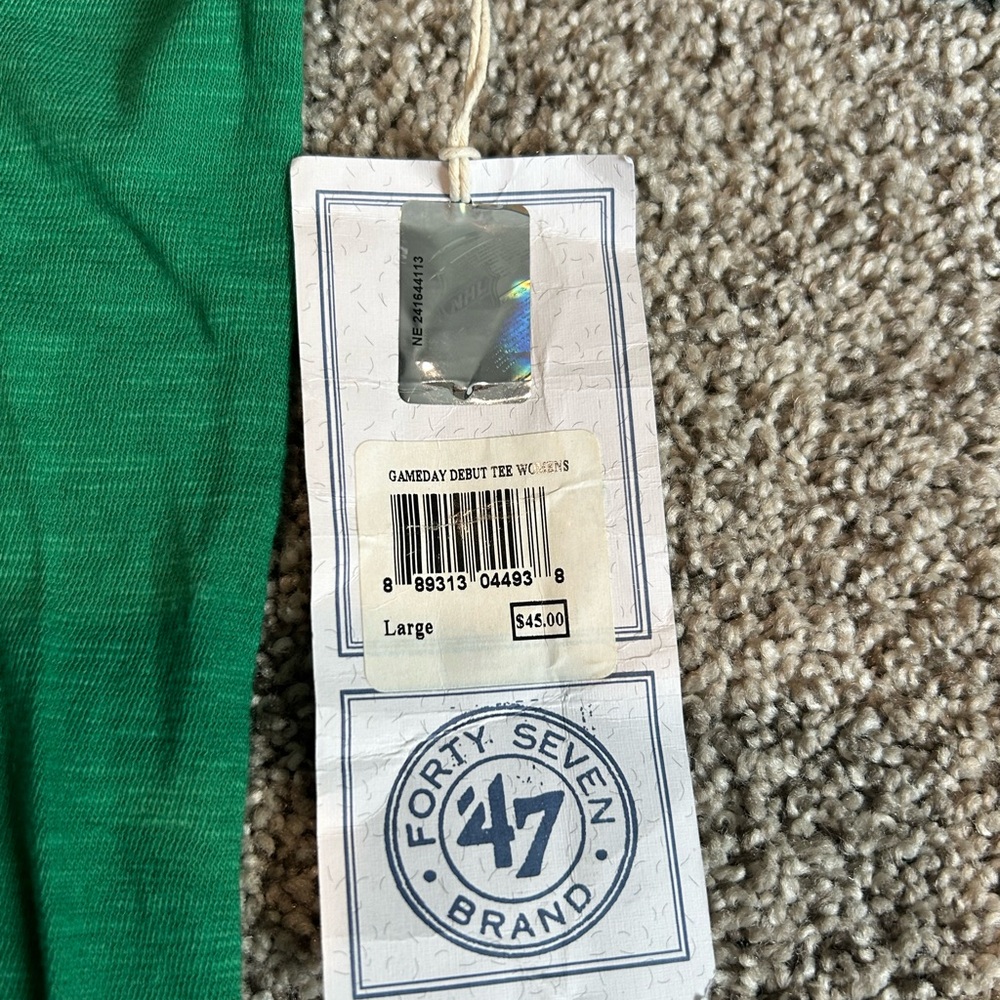 New with tags Dallas Stars Hockey 47 Brand Green Tee with Logo Large - Picture 3 of 3